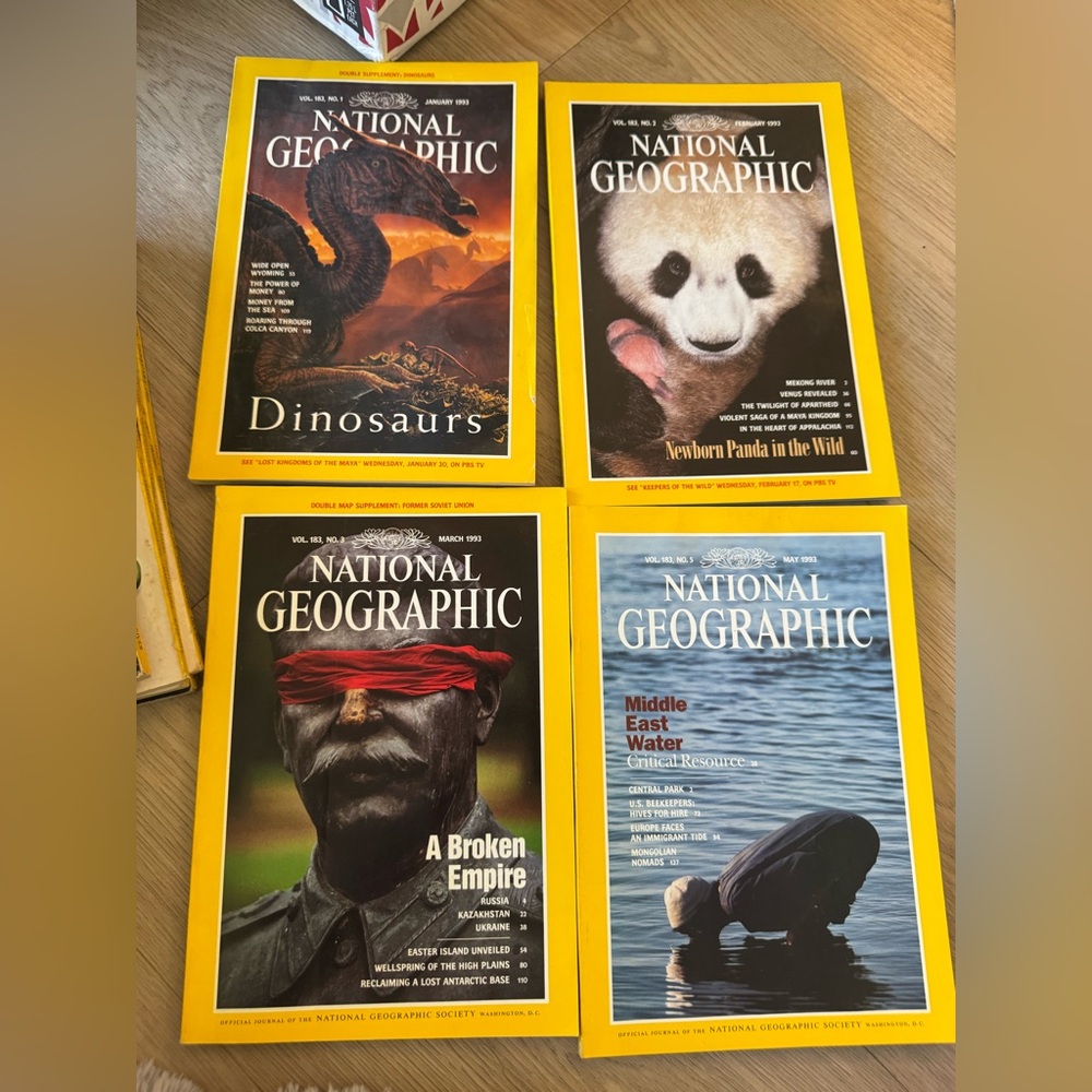 National Geographic Reptile and Wildlife Collection - Yellow Borders